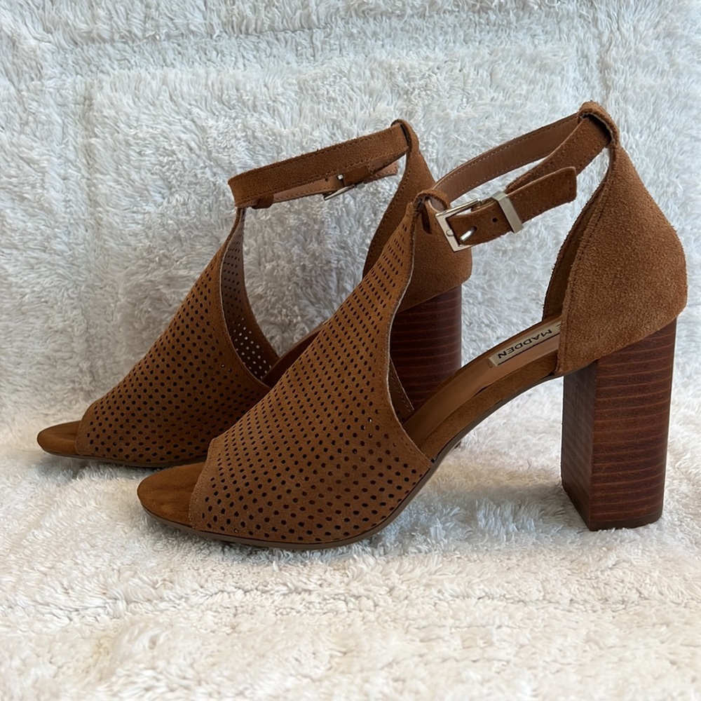Suede Steve Madden Stack Heel with Peep Toe - Picture 4 of 16